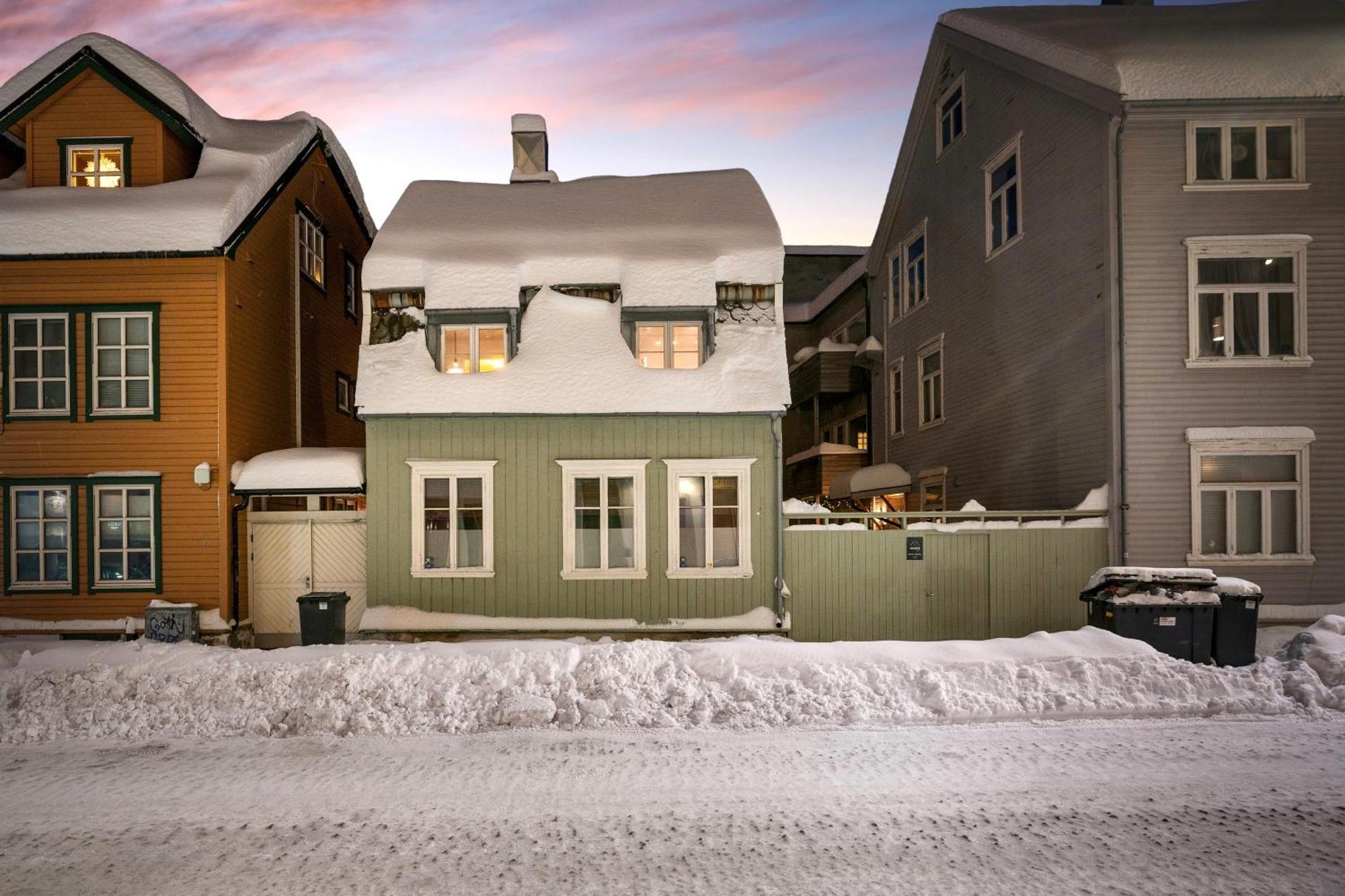 Elegant Apartment Center Of Tromso Exterior photo